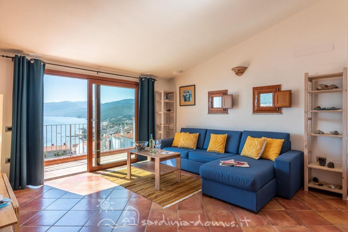 Casa Con Vista Mare Villa Cala Gonone Exterior photo